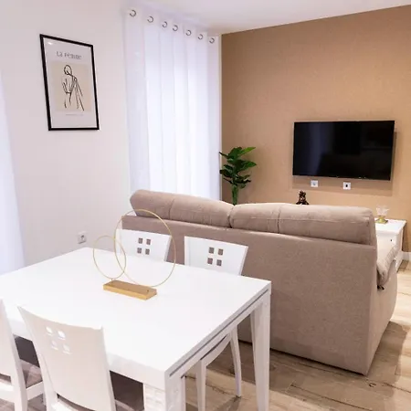 Julio Burell, 74 Apartment Linares (Jaen)