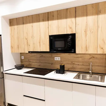 Apartment Julio Burell, 74 *