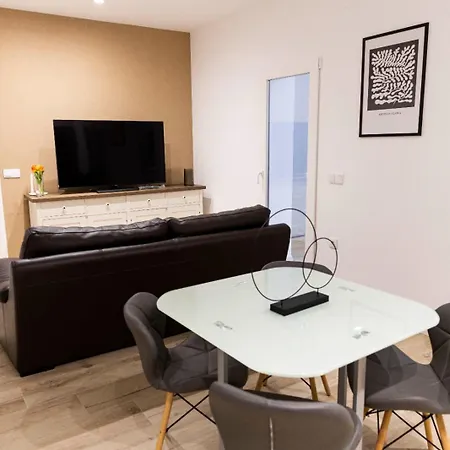 Apartment Julio Burell, 74 *